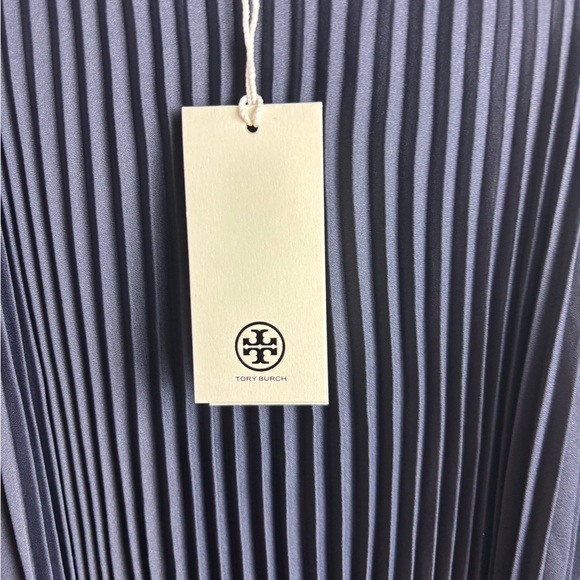 Tory Burch navy pleated skirt‎ sz 0 - Picture 2 of 7